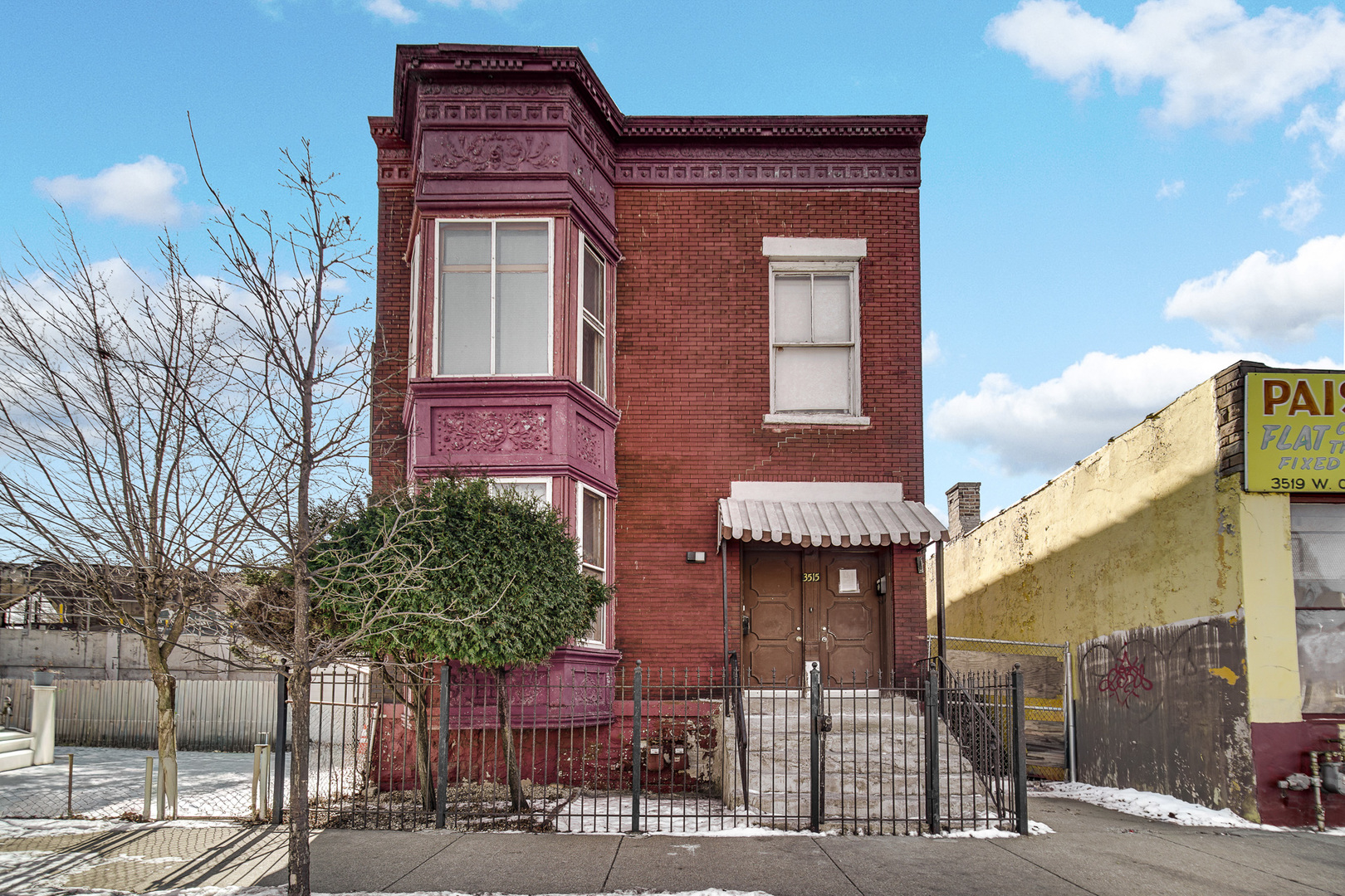 3515 W Cermak Road, Chicago, IL 60623