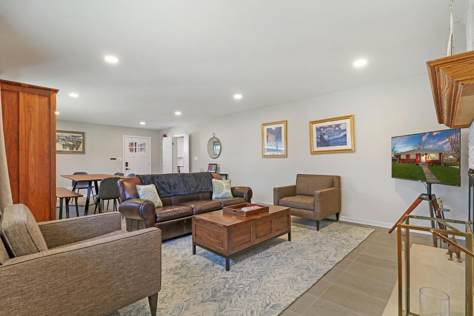 2532 N Jackson Street, Waukegan, IL 60087