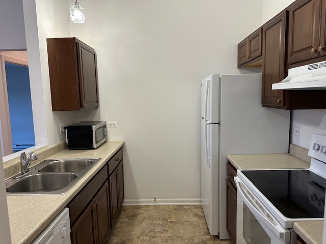 1363 Cunat Court #3D, Lake In The Hills, IL 60156