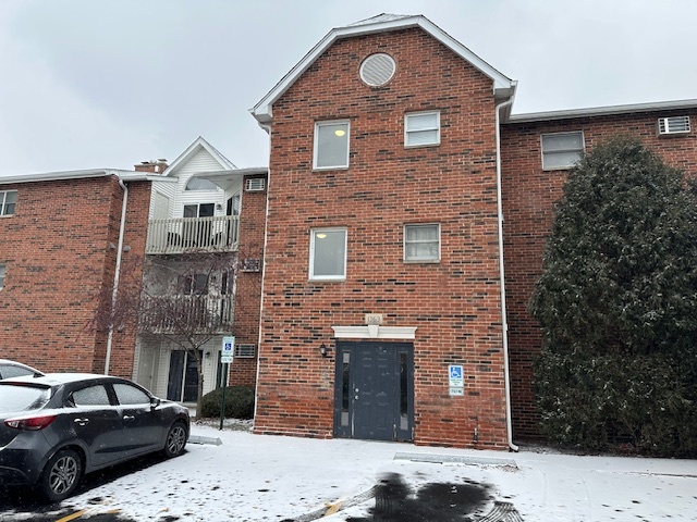 1363 Cunat Court #3D, Lake In The Hills, IL 60156