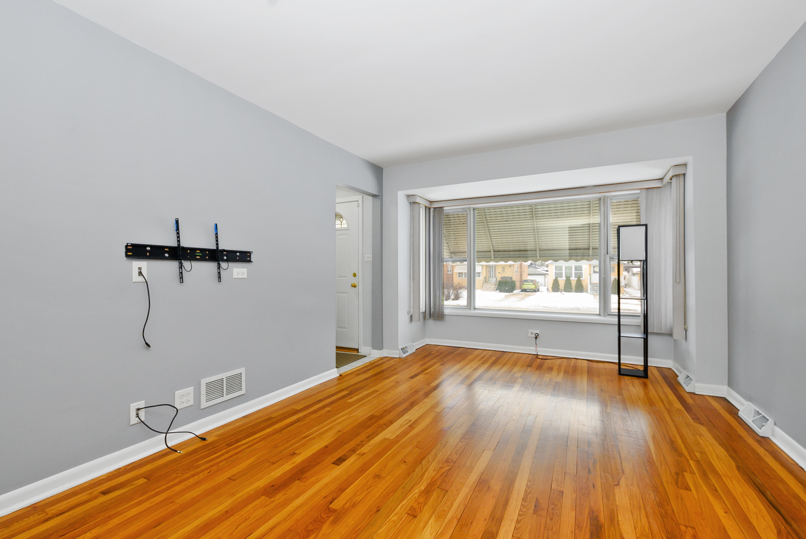 7805 Natchez Avenue, Burbank, IL 60459