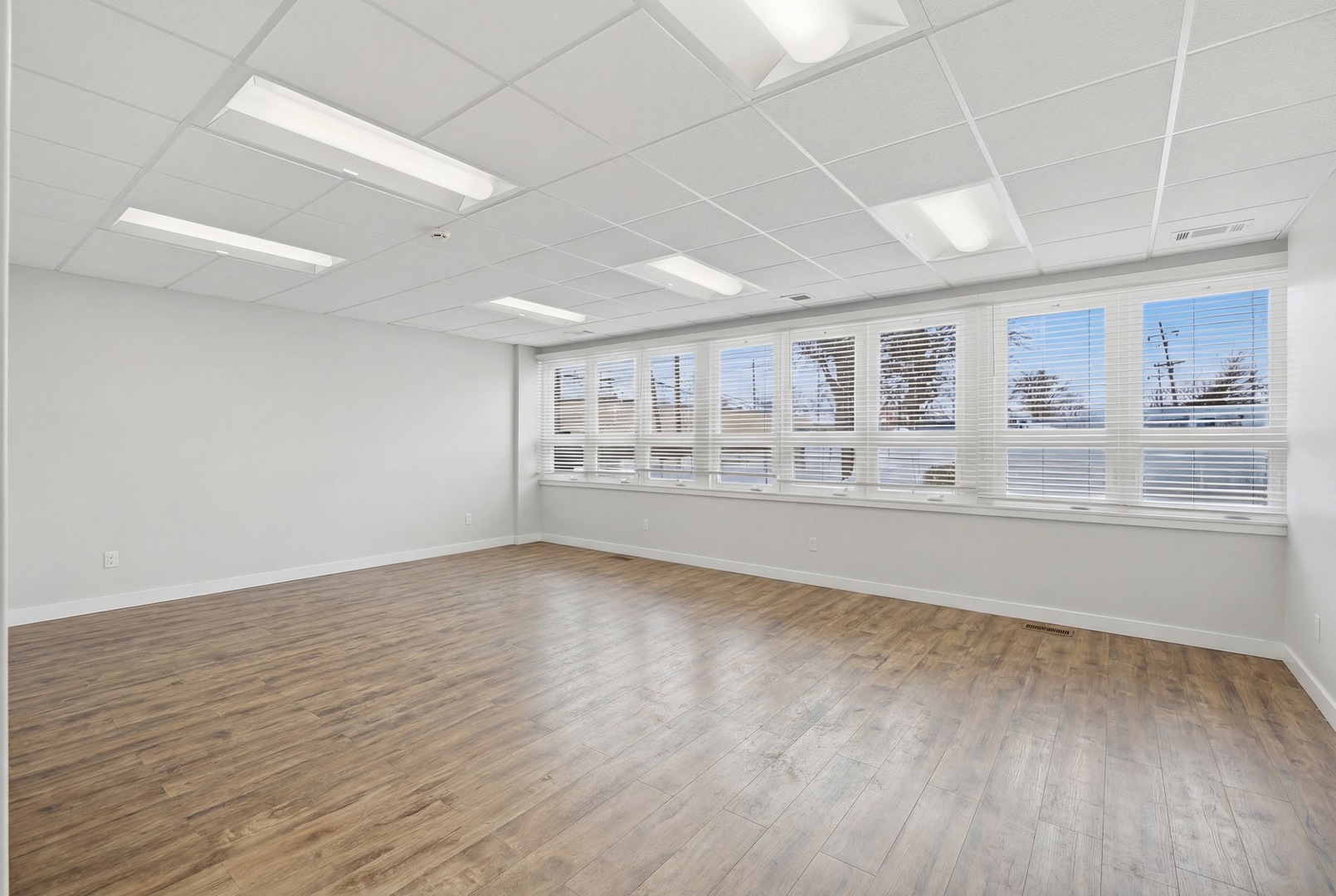 2020 N 15th Avenue, Melrose Park, IL 60160