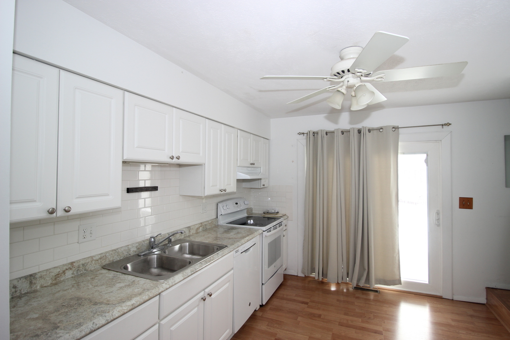 105 S Towanda Avenue #19, Normal, IL 61761