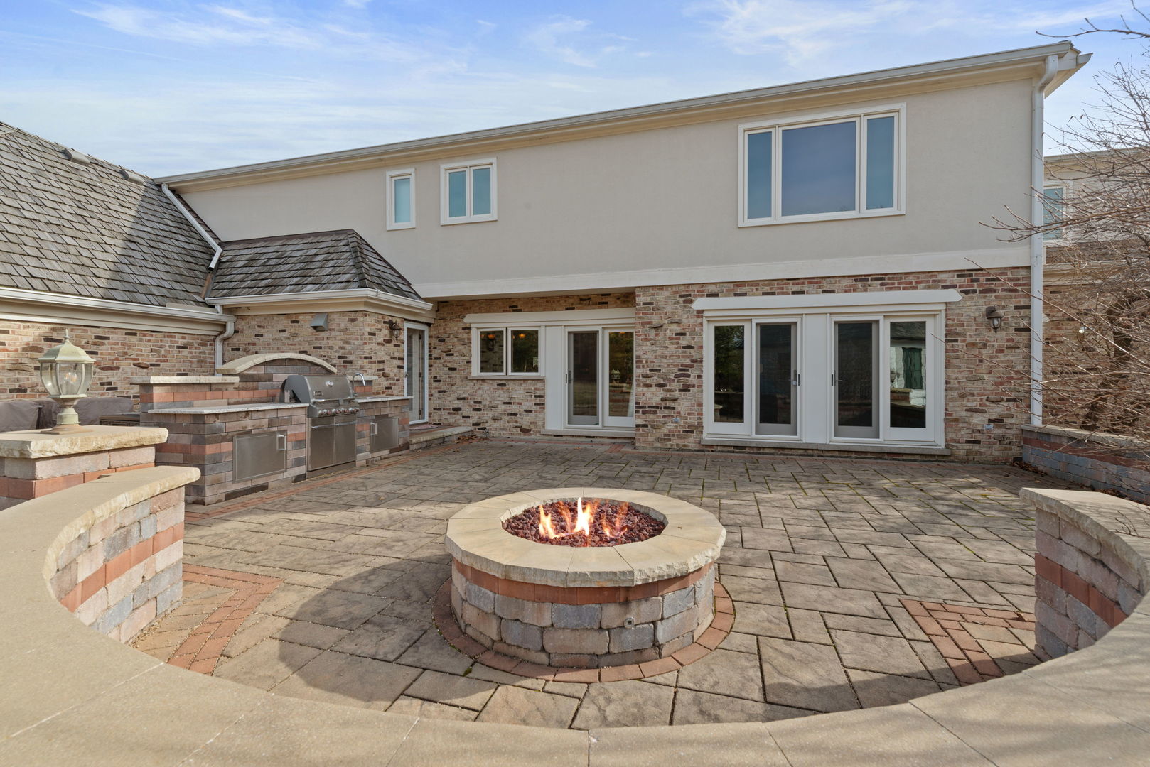 719 Midwest Club Parkway, Oak Brook, IL 60523