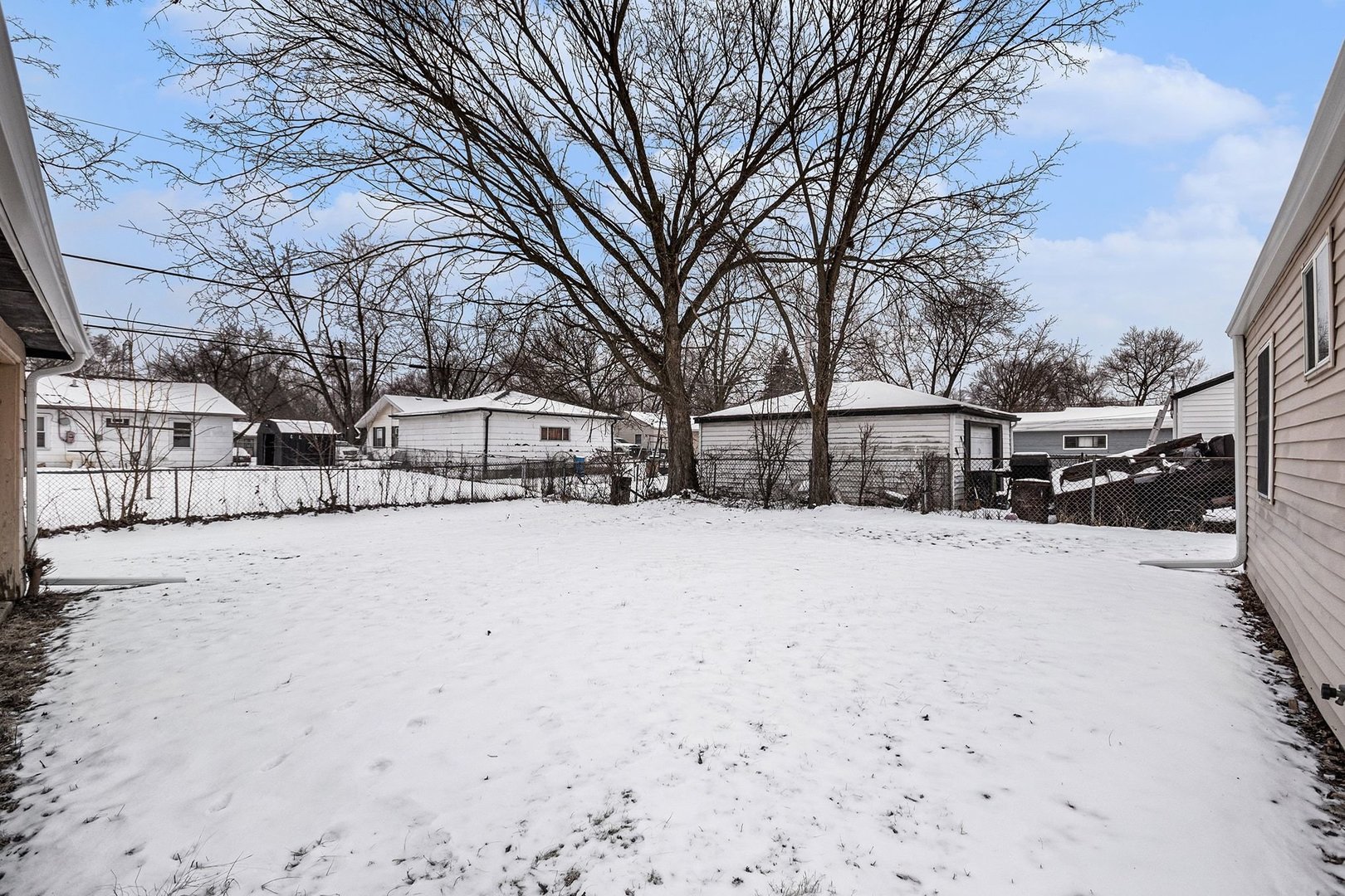 116 Luana Road, Joliet, IL 60433