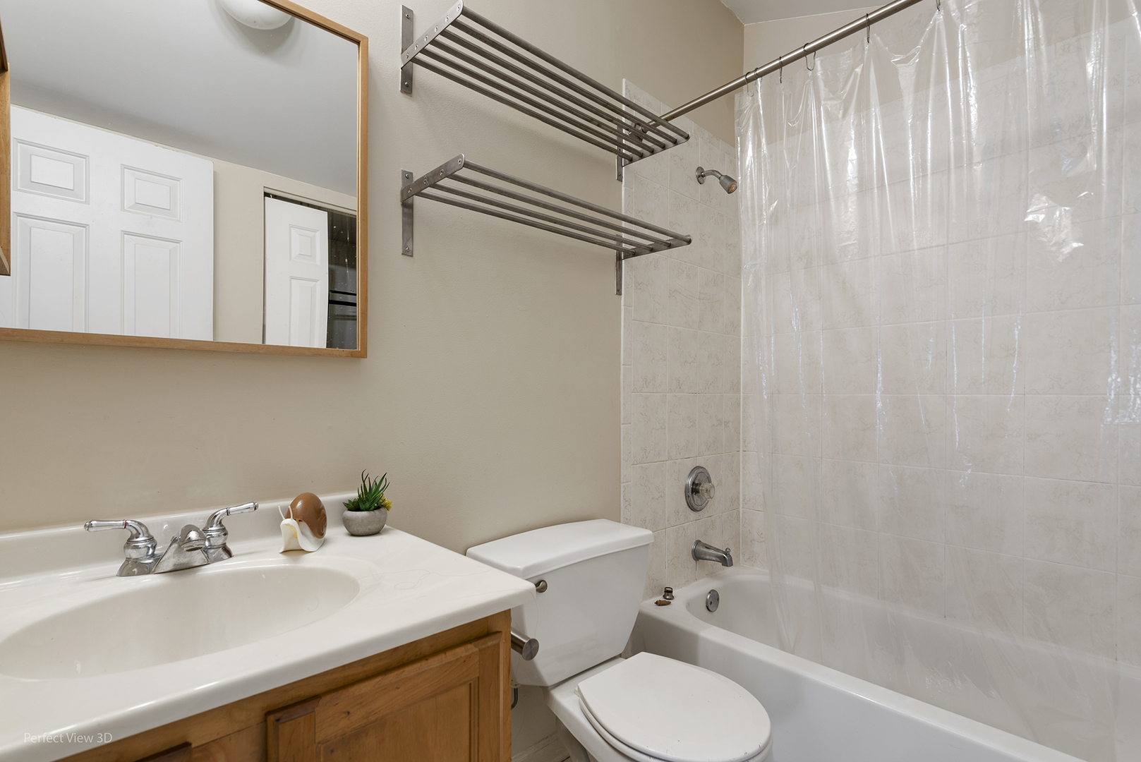 431 S HARVEY Street #E, Oak Park, IL 60302