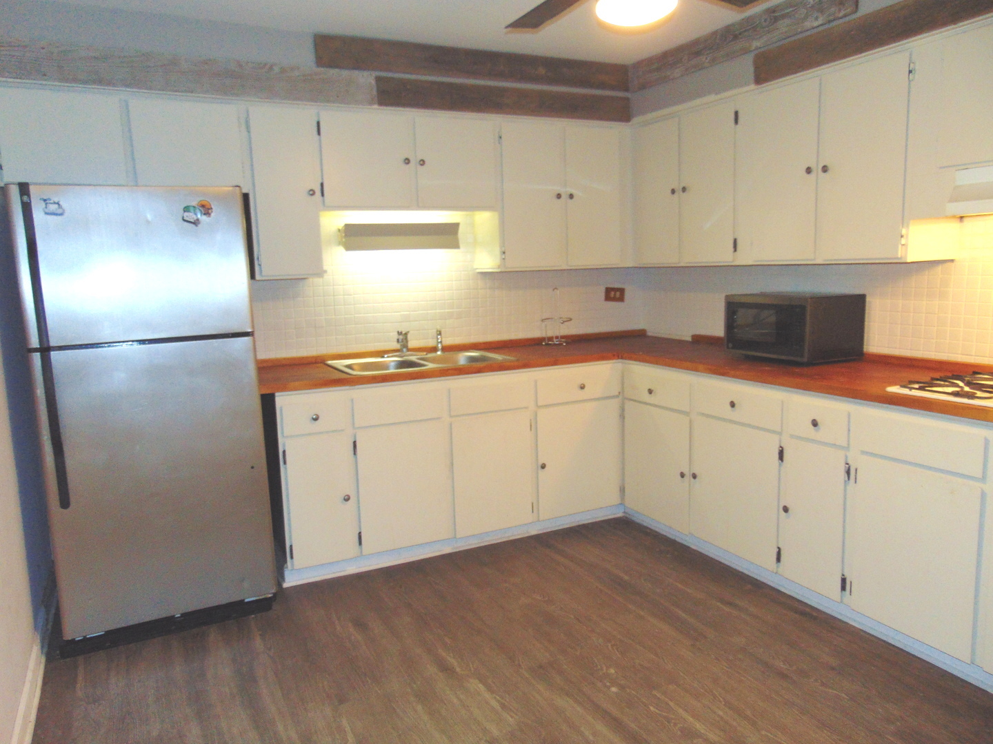 9588 N Terrace Place #208H, Des Plaines, IL 60016