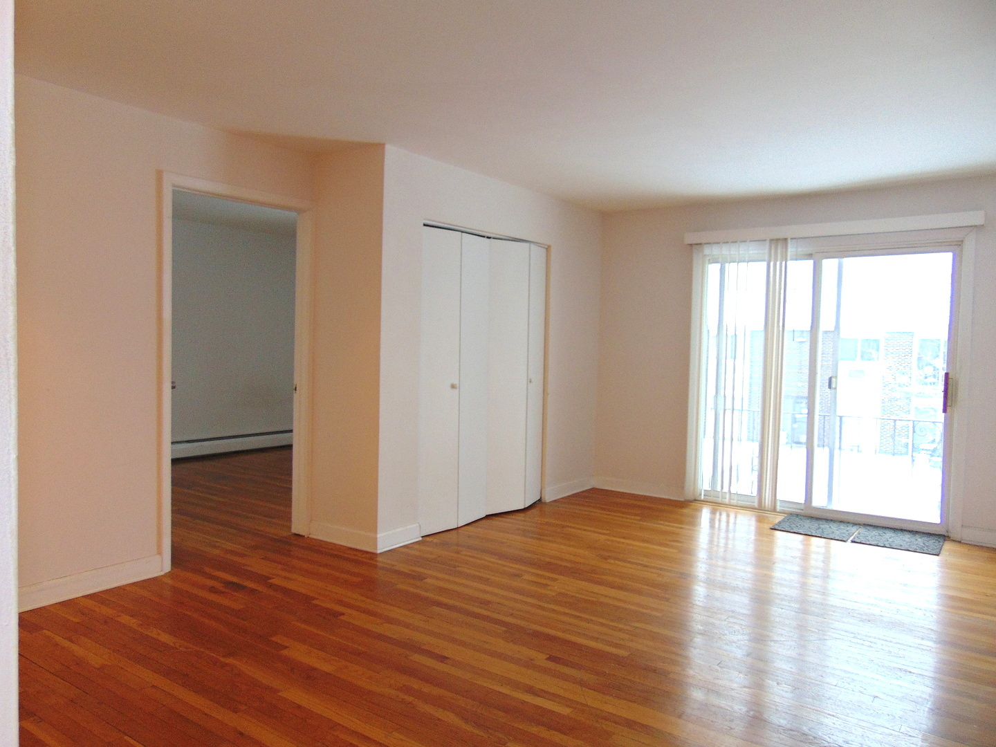 9588 N Terrace Place #208H, Des Plaines, IL 60016