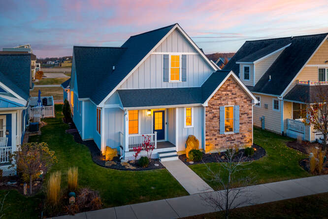 12 Cottage Green, Ottawa, IL 61350