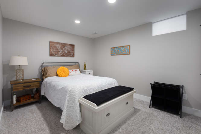 12 Cottage Green, Ottawa, IL 61350