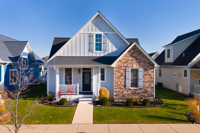 12 Cottage Green, Ottawa, IL 61350