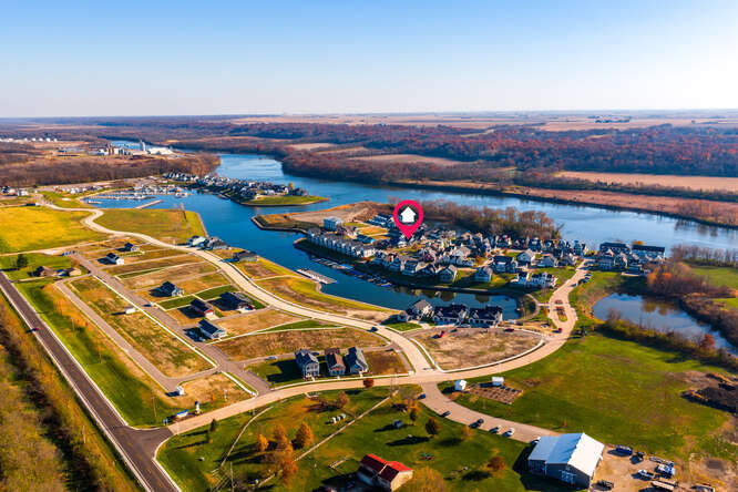 12 Cottage Green, Ottawa, IL 61350