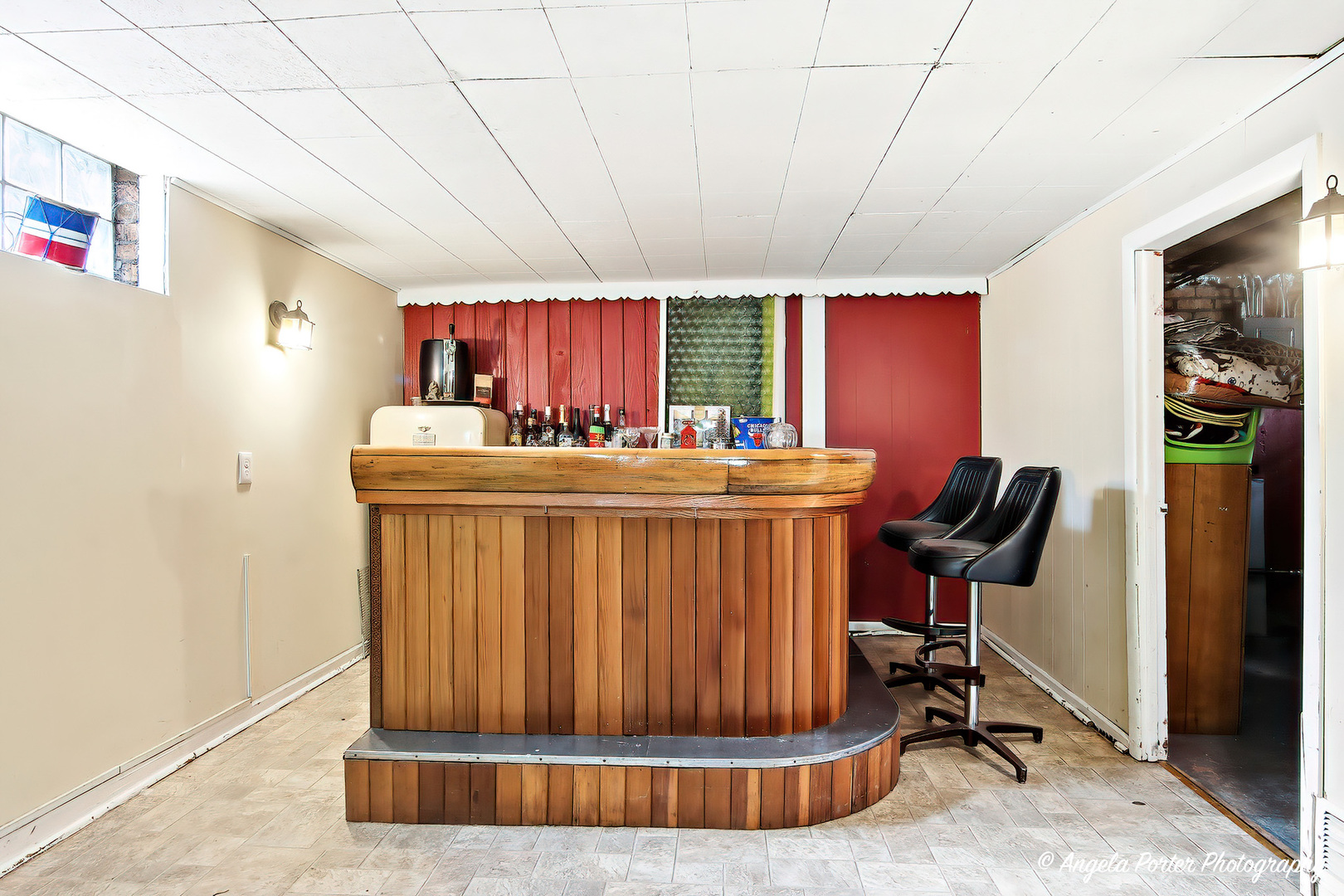 1810 LINDEN Avenue, Waukegan, IL 60087