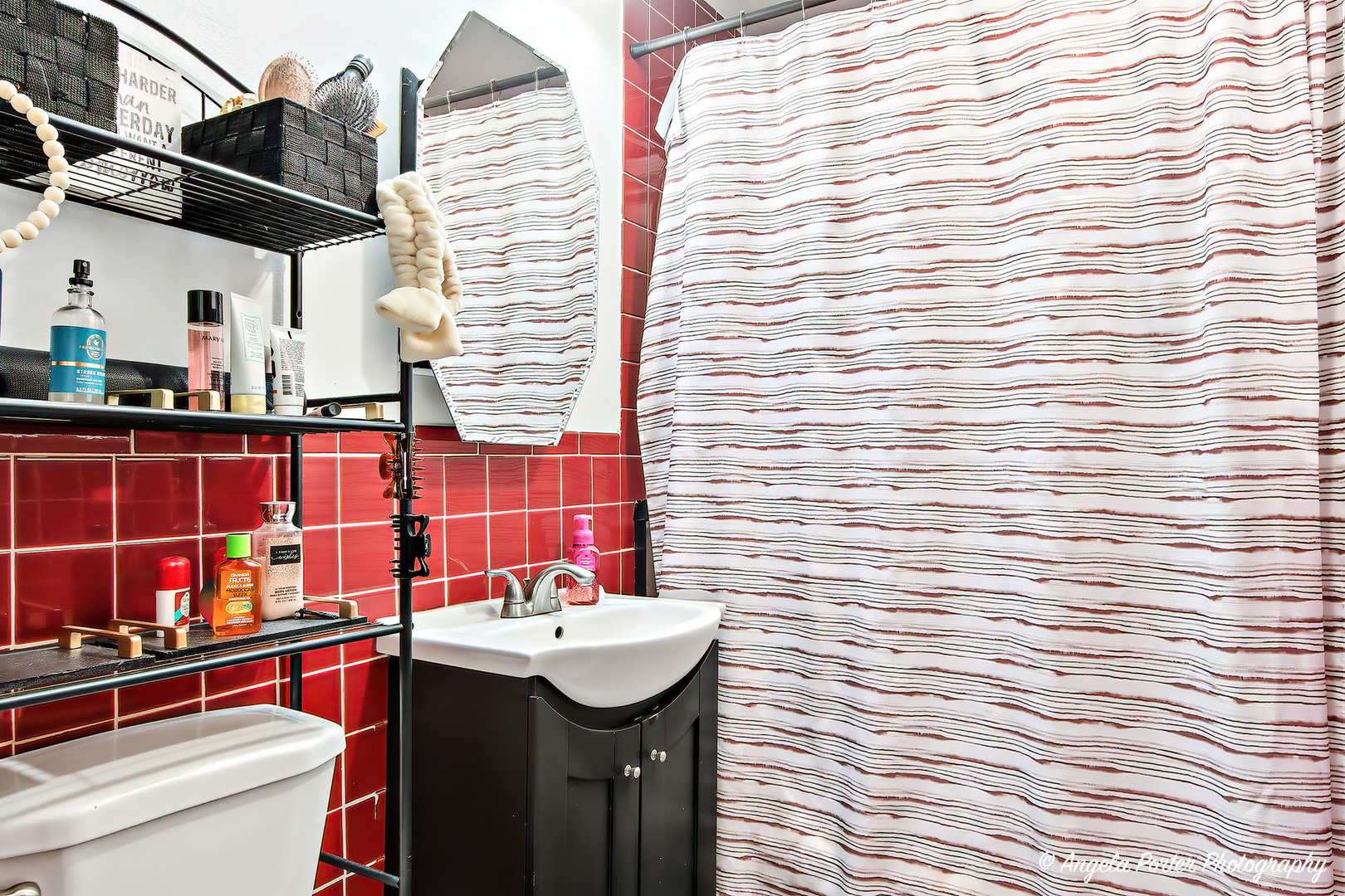 1810 LINDEN Avenue, Waukegan, IL 60087