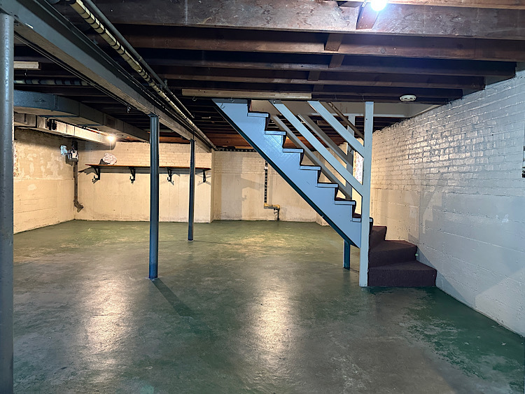 2922 N Natchez Avenue, Chicago, IL 60634