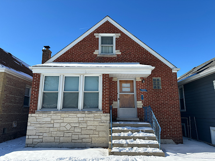 2922 N Natchez Avenue, Chicago, IL 60634