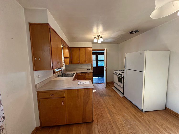 2922 N Natchez Avenue, Chicago, IL 60634