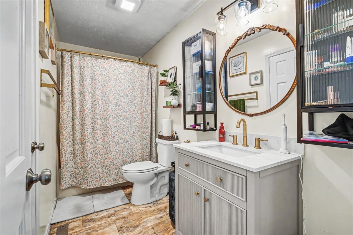 1412 Dublin Drive, Normal, IL 61761