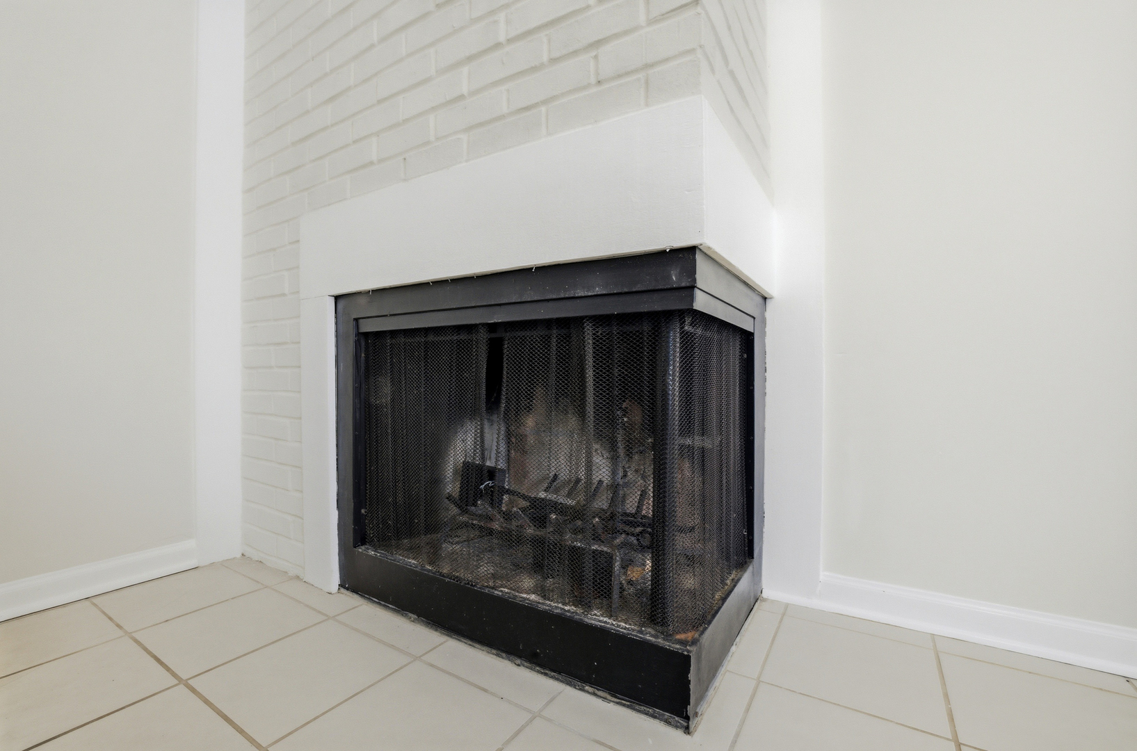 1874 WINDWARD Lane, Hanover Park, IL 60133