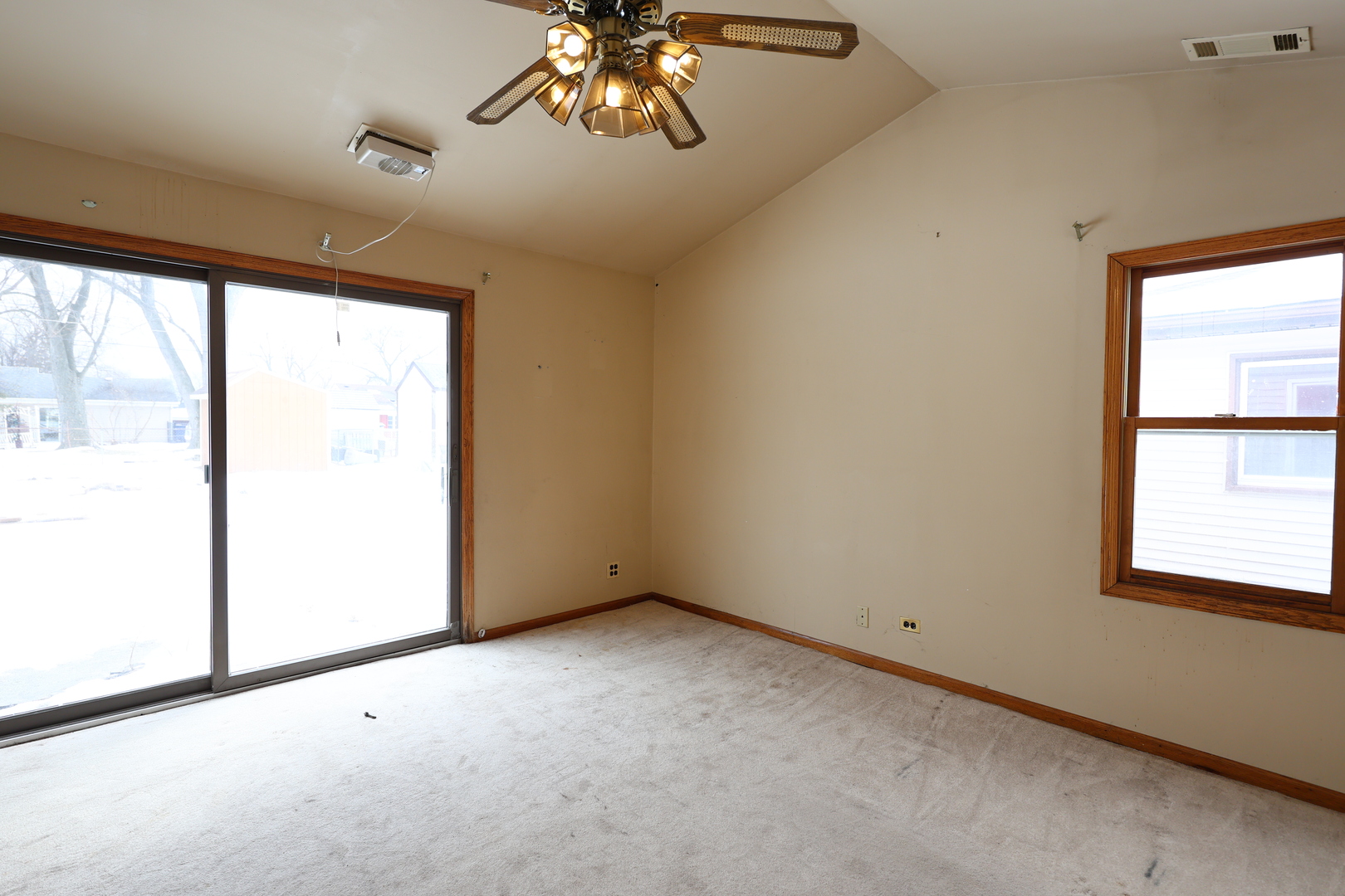 6837 W 113TH Street, Worth, IL 60482