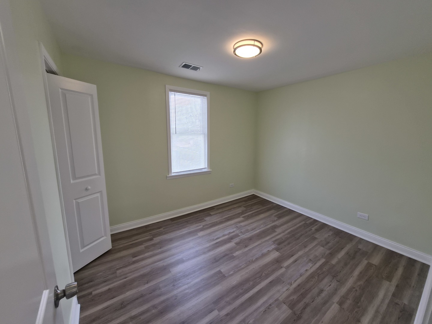 1234 W 72nd Street, Chicago, IL 60636