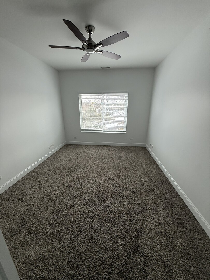 6961 Vine Street #303, Indian Head Park, IL 60525