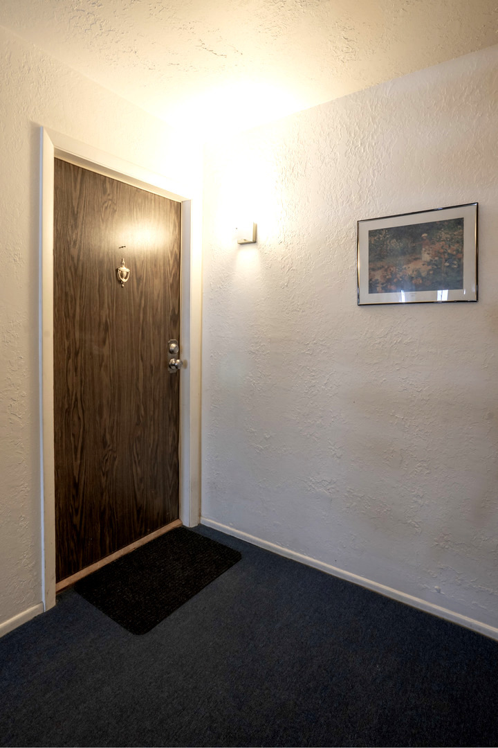 49 Stanton Court #A1, Schaumburg, IL 60193