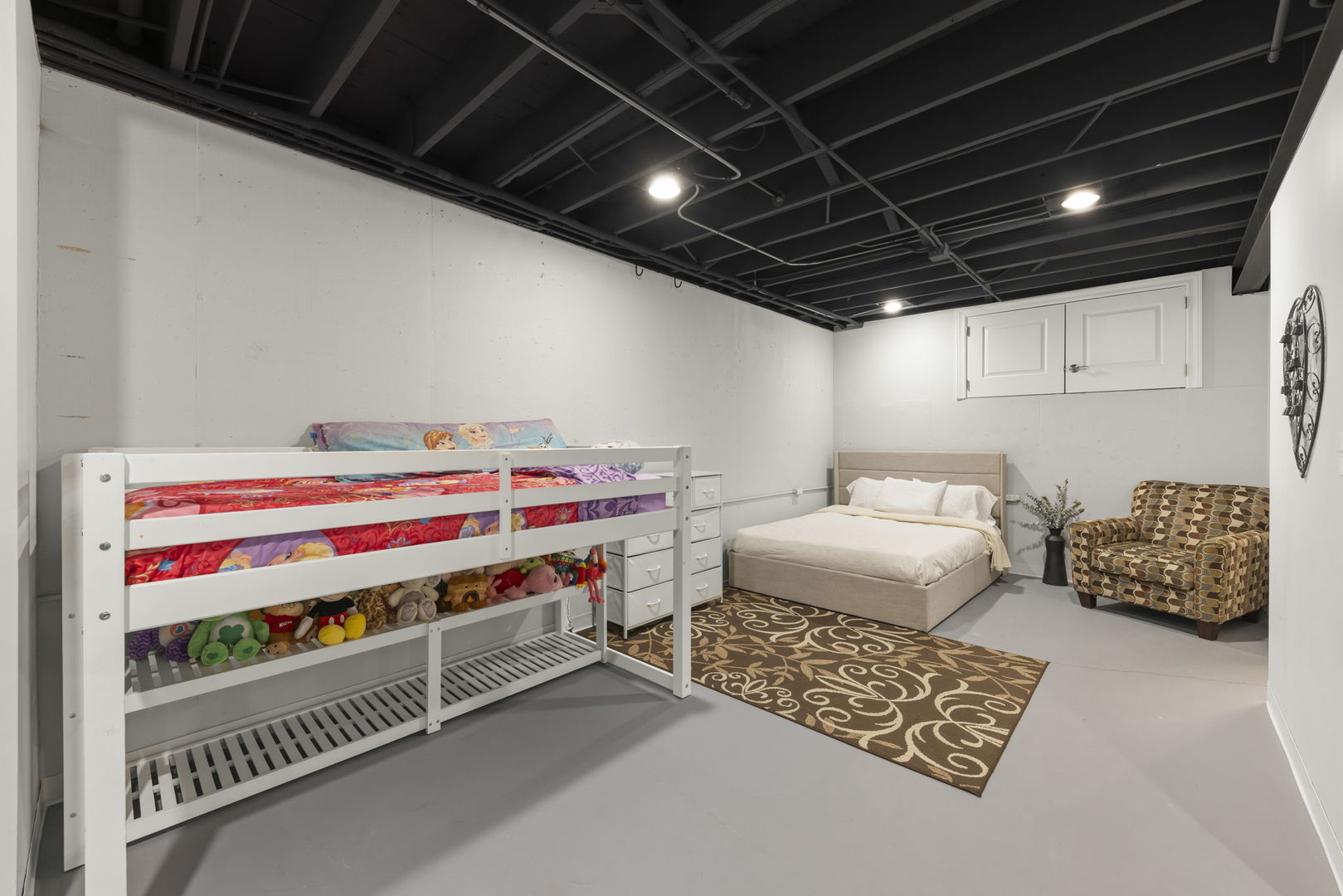 8649 Monaghan Drive, Tinley Park, IL 60487