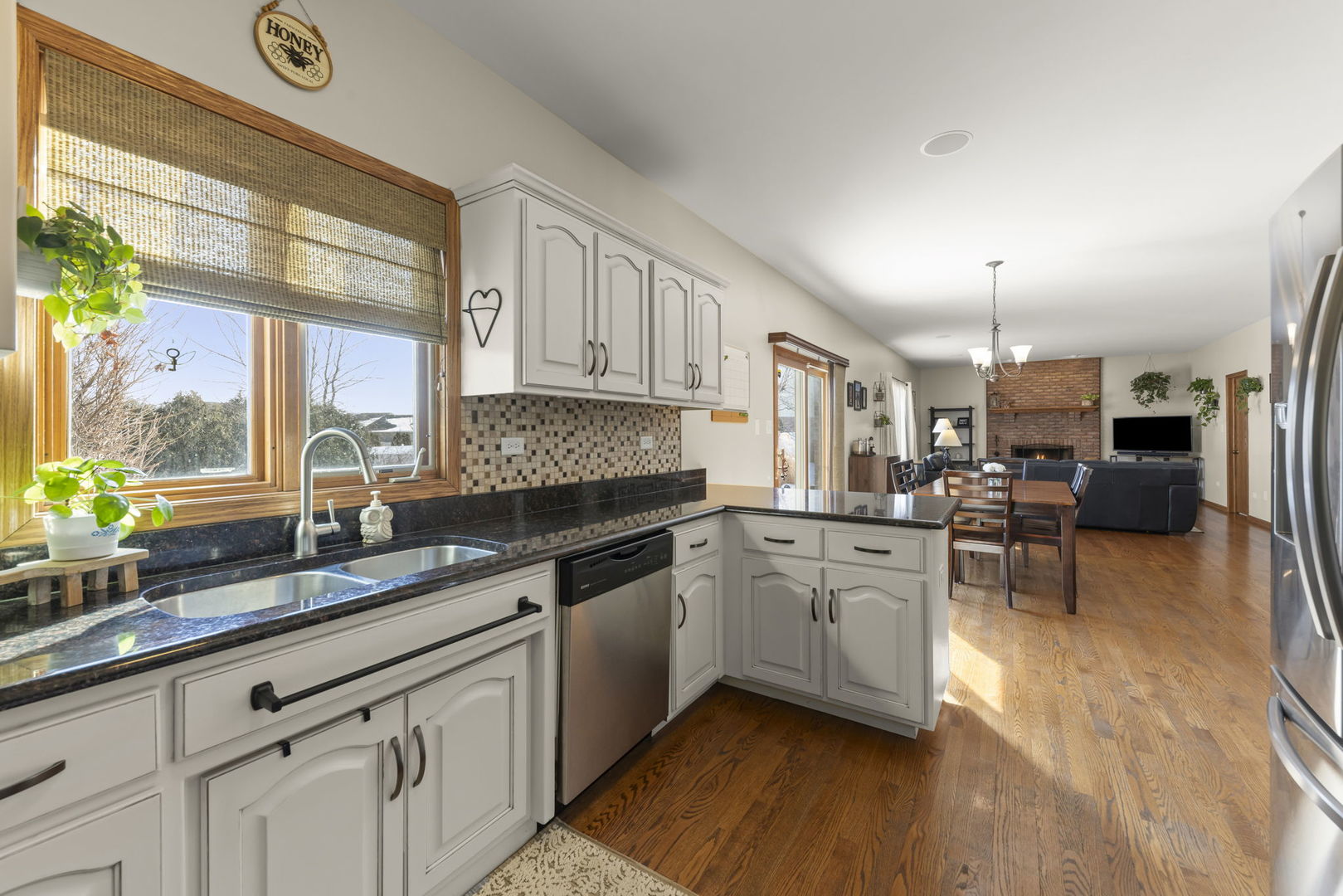 8649 Monaghan Drive, Tinley Park, IL 60487