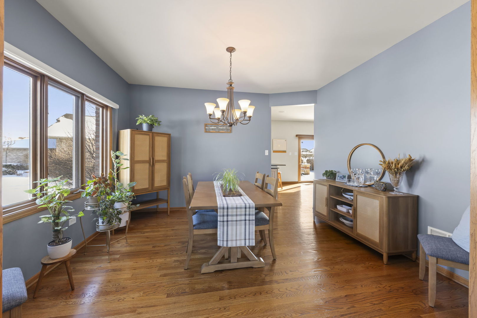 8649 Monaghan Drive, Tinley Park, IL 60487