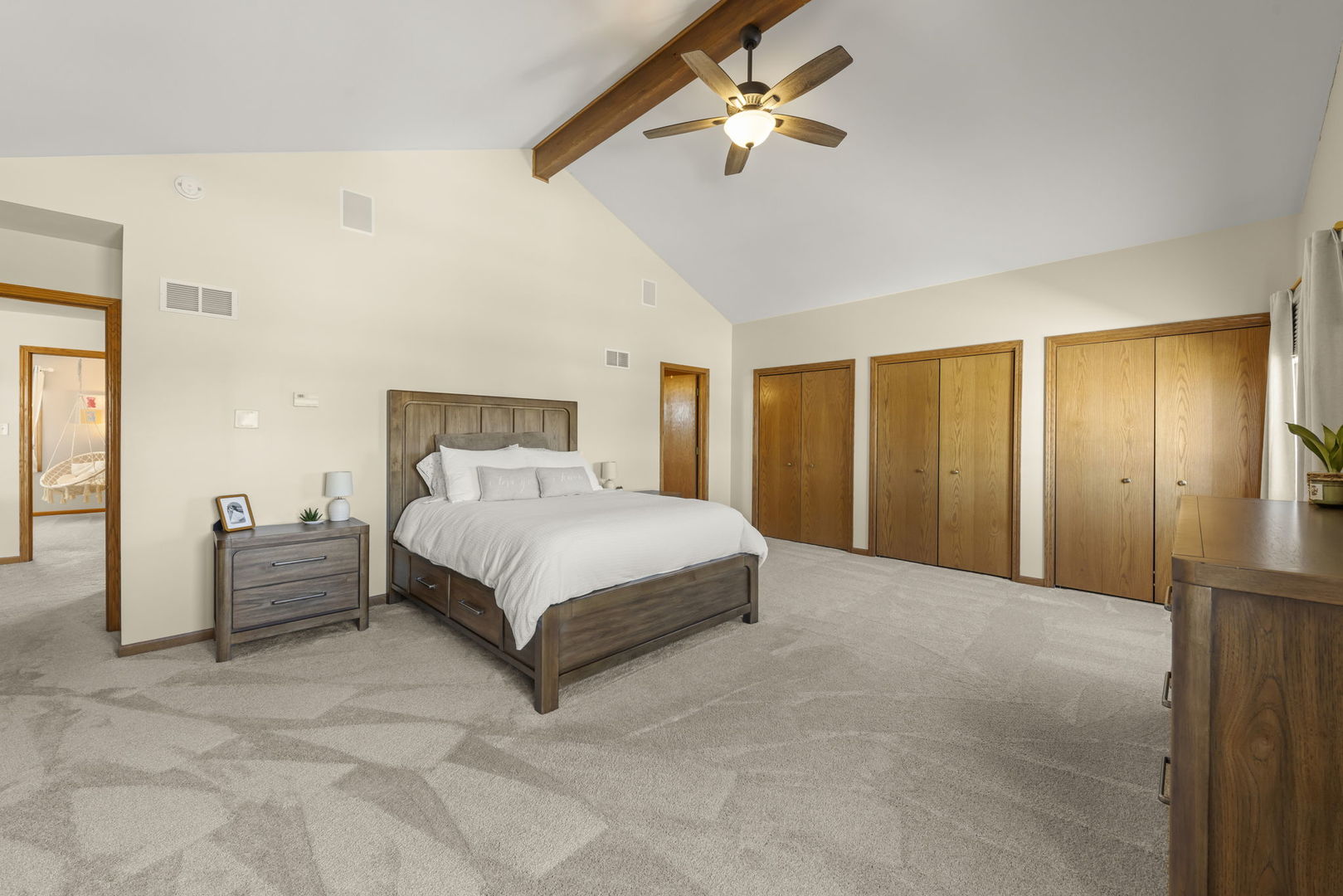 8649 Monaghan Drive, Tinley Park, IL 60487