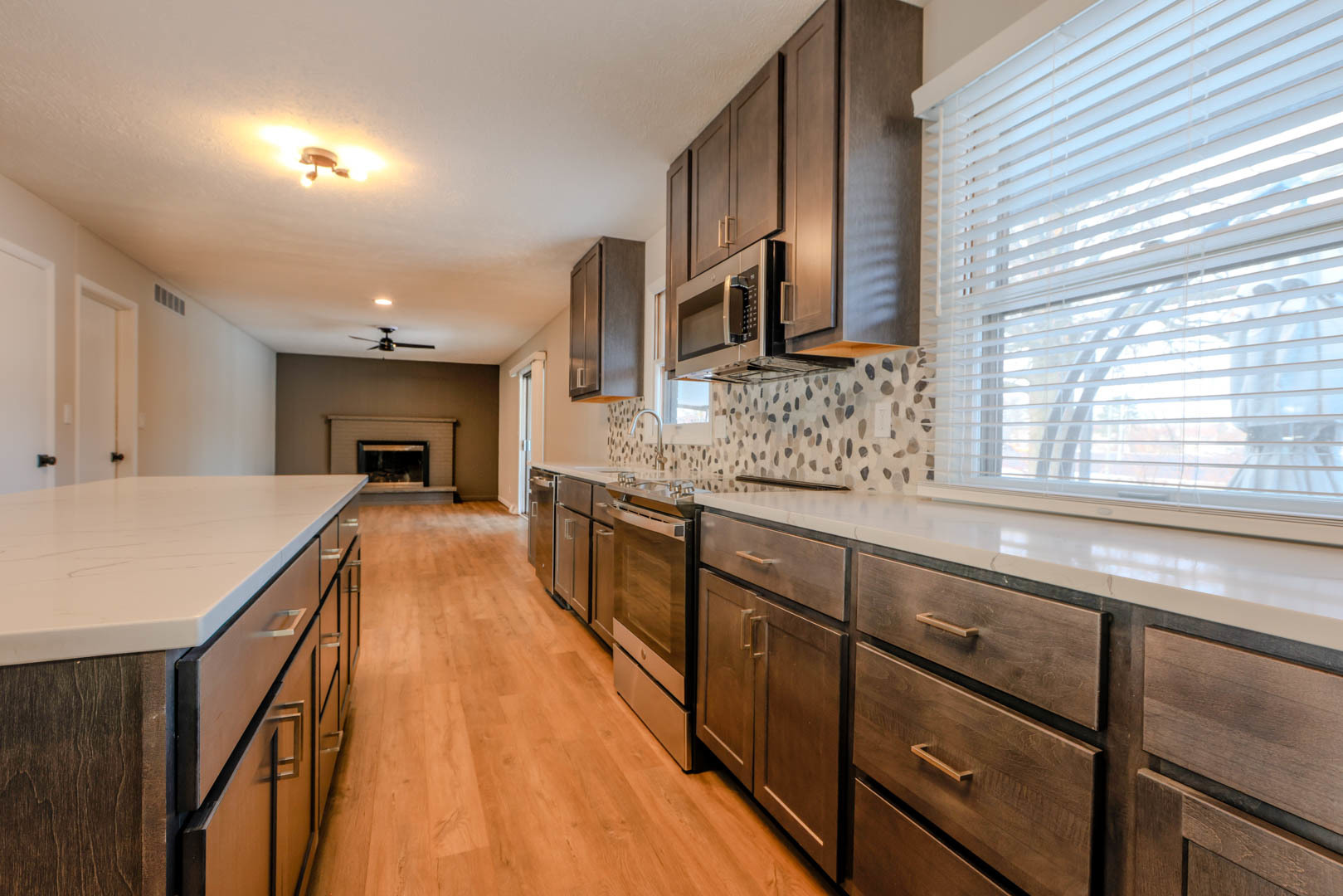 407 GRANDVIEW Drive, Normal, IL 61761