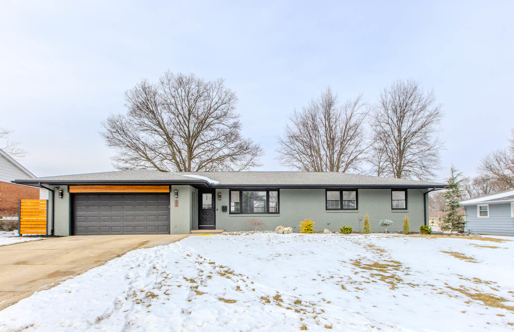 407 GRANDVIEW Drive, Normal, IL 61761