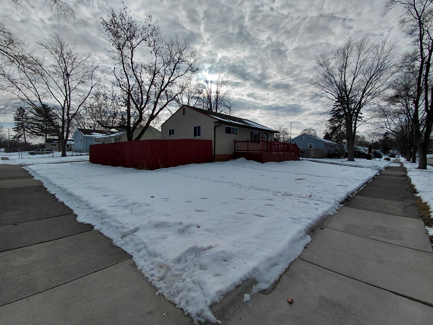 2231 W Cheyenne Road, Waukegan, IL 60087