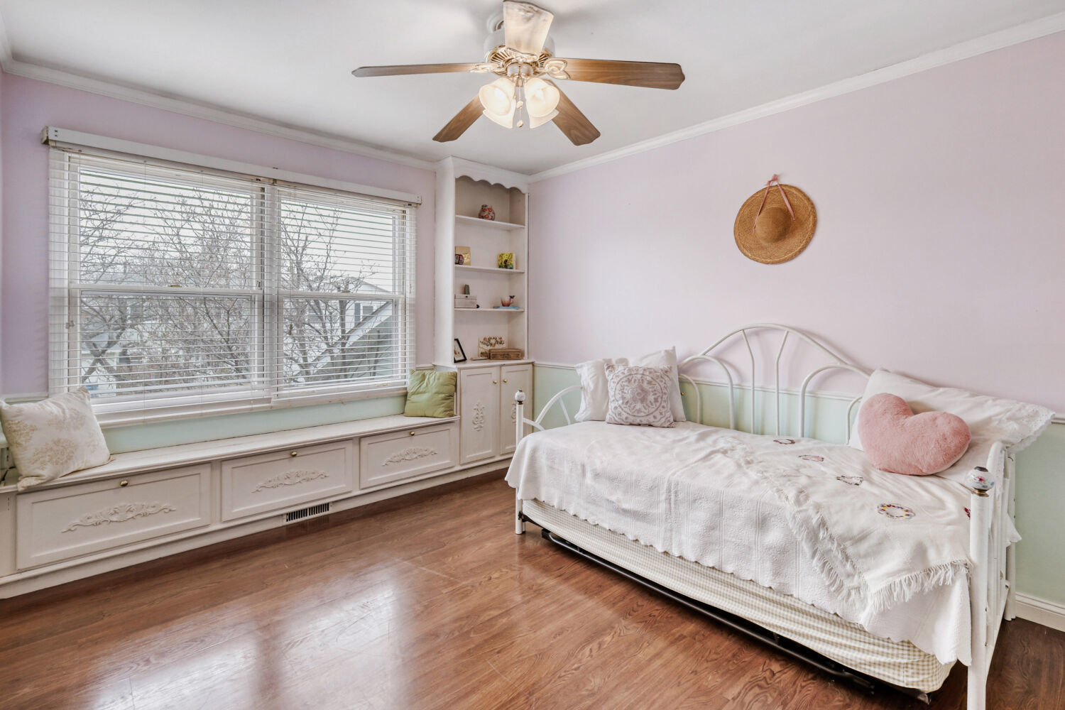 367 THORNCLIFFE Drive, Glendale Heights, IL 60139