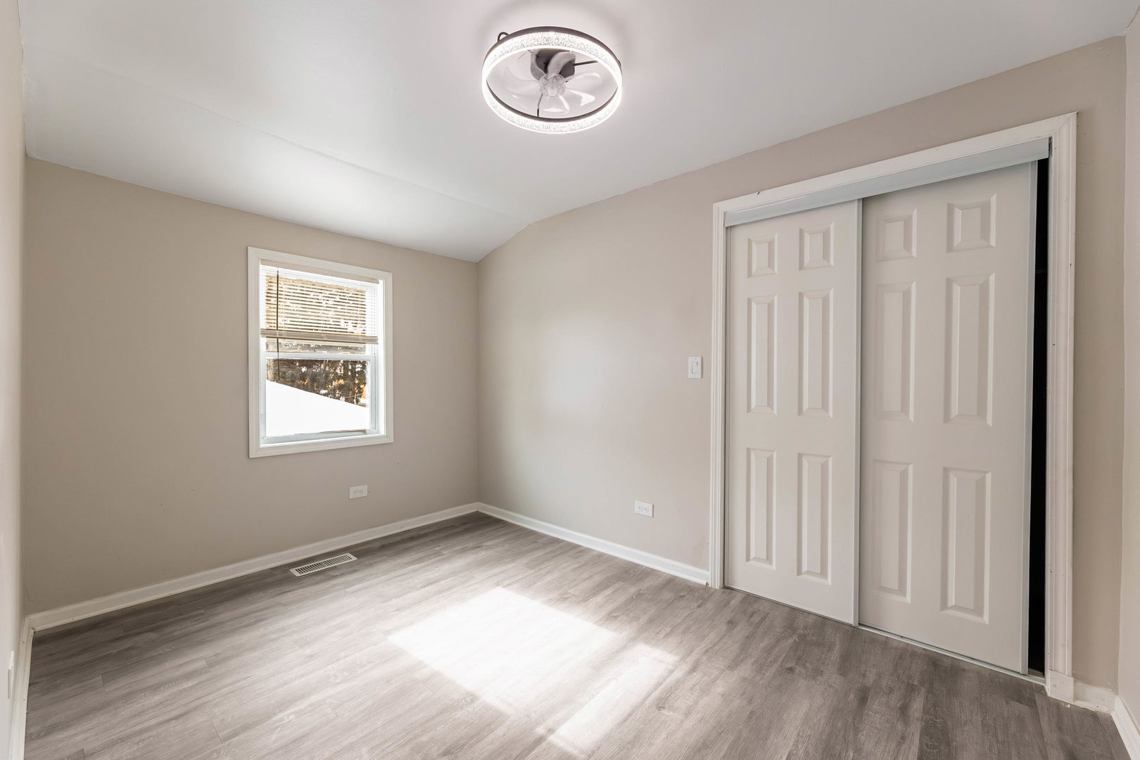 12420 S Emerald Avenue, Chicago, IL 60628