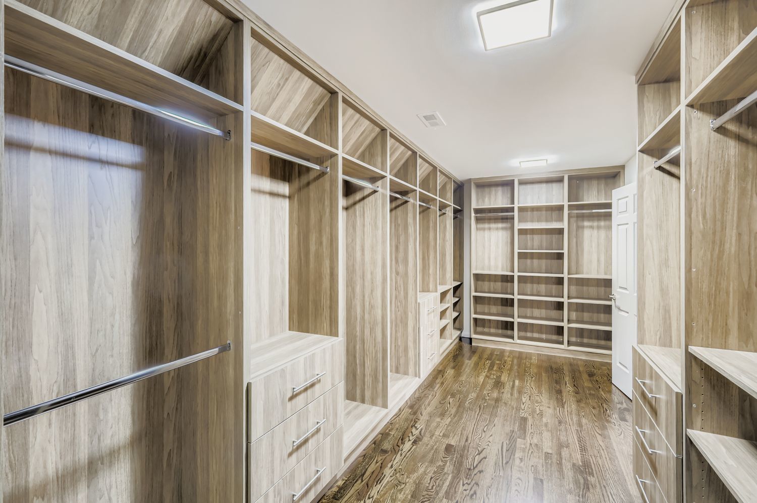 1161 Gavin Court, Lake Forest, IL 60045