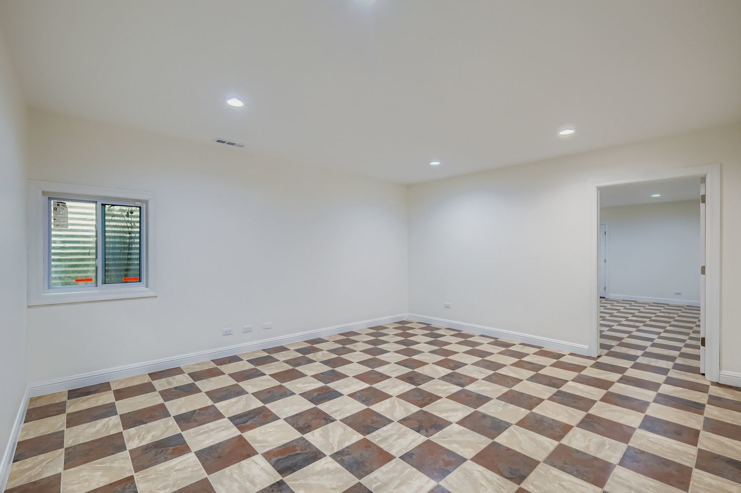 1161 Gavin Court, Lake Forest, IL 60045