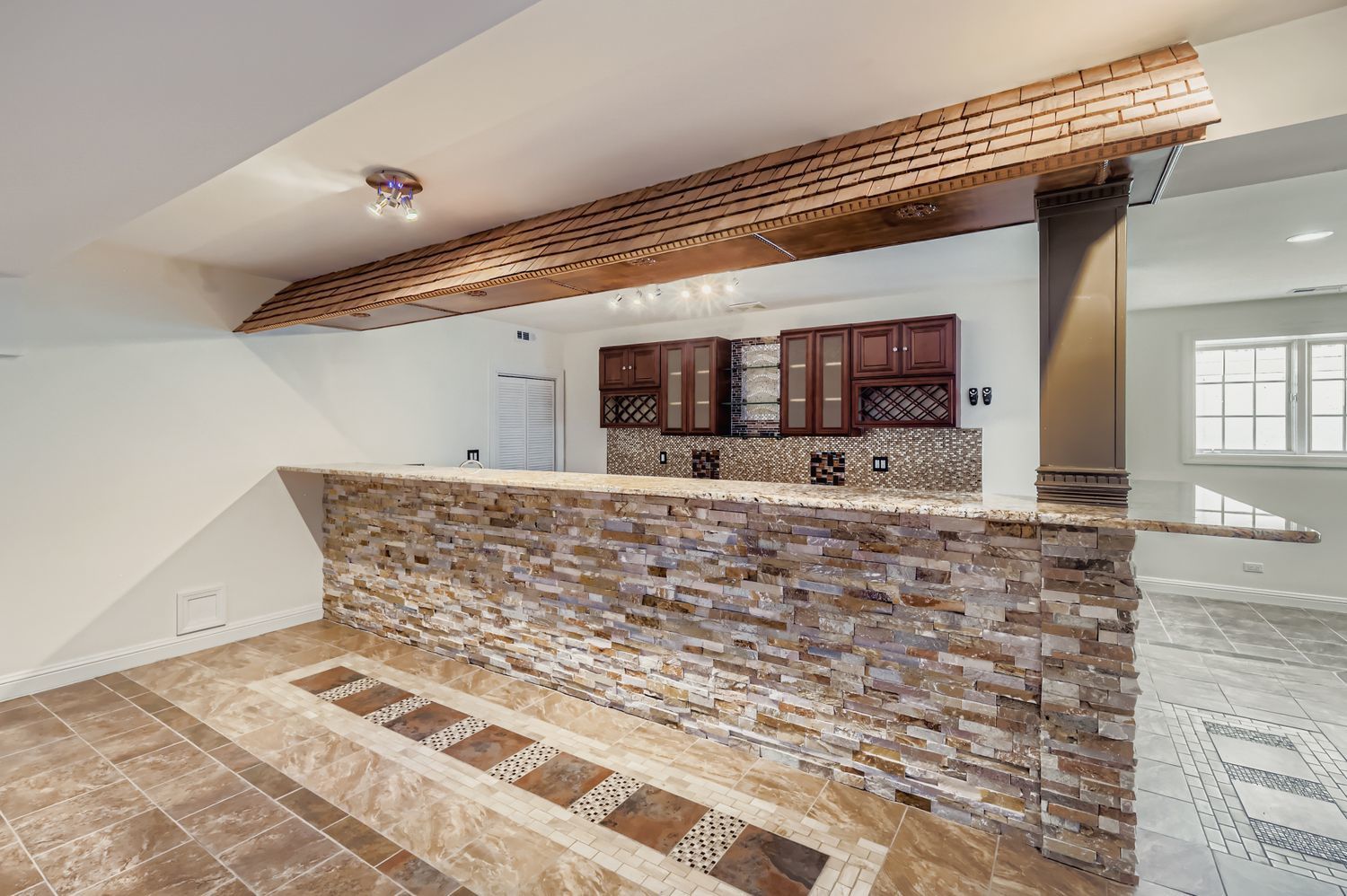 1161 Gavin Court, Lake Forest, IL 60045