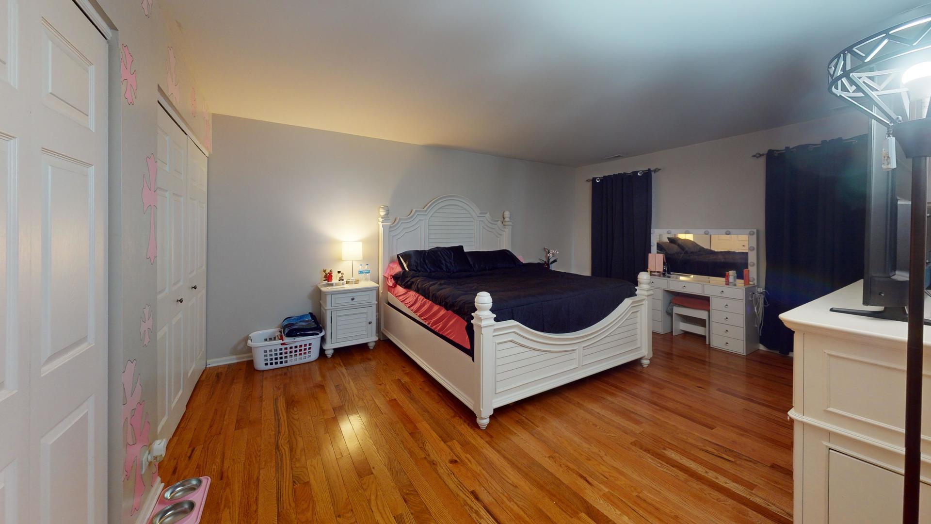 4132 Hoffman Street, Plano, IL 60545