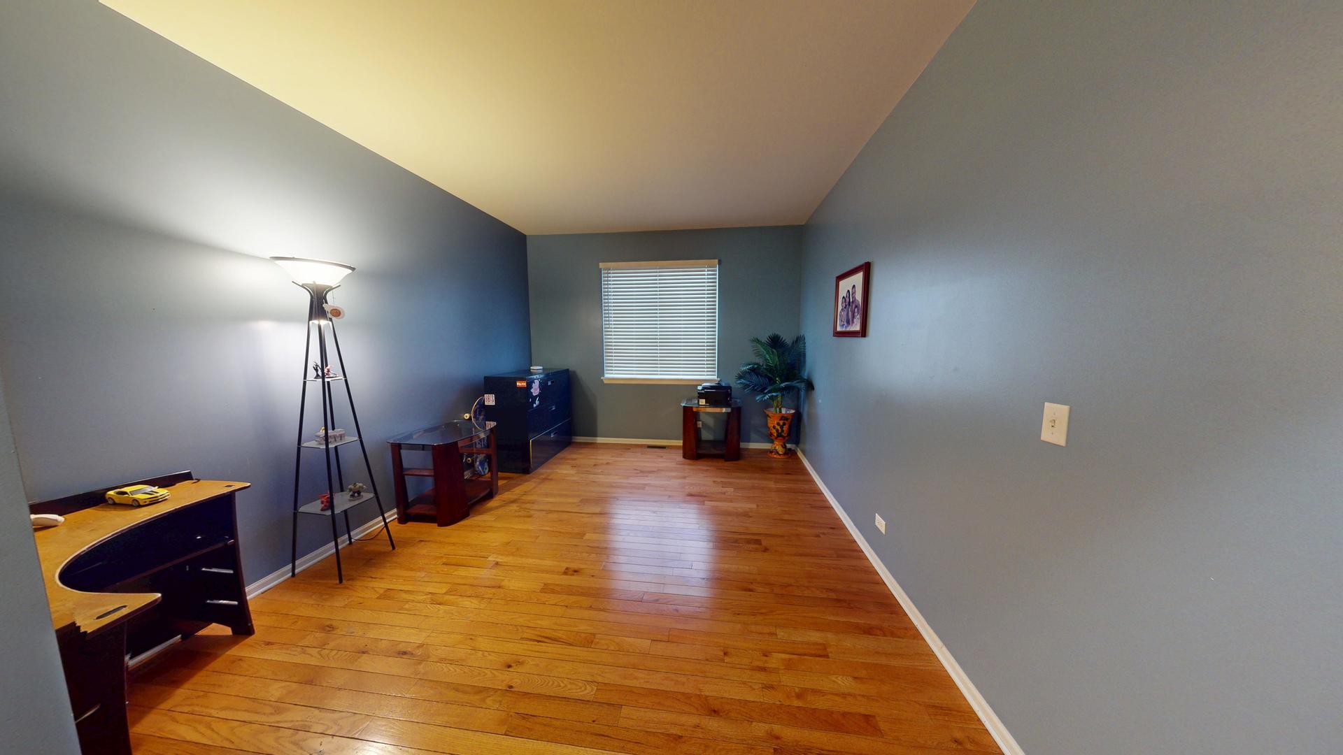 4132 Hoffman Street, Plano, IL 60545