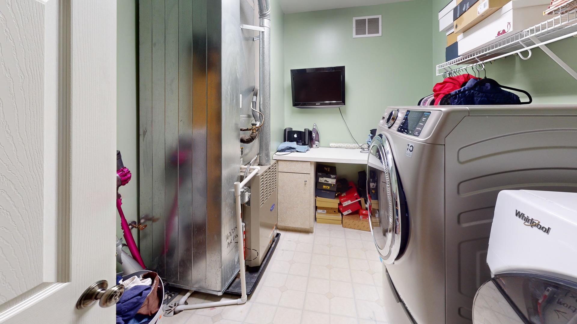 4132 Hoffman Street, Plano, IL 60545