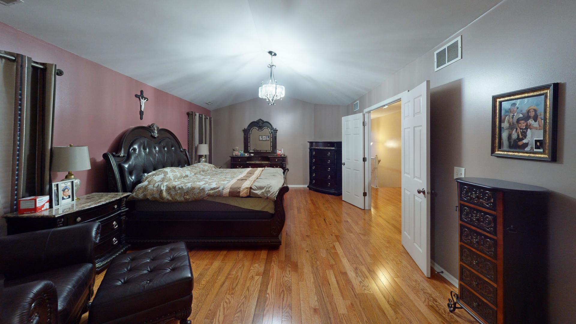 4132 Hoffman Street, Plano, IL 60545