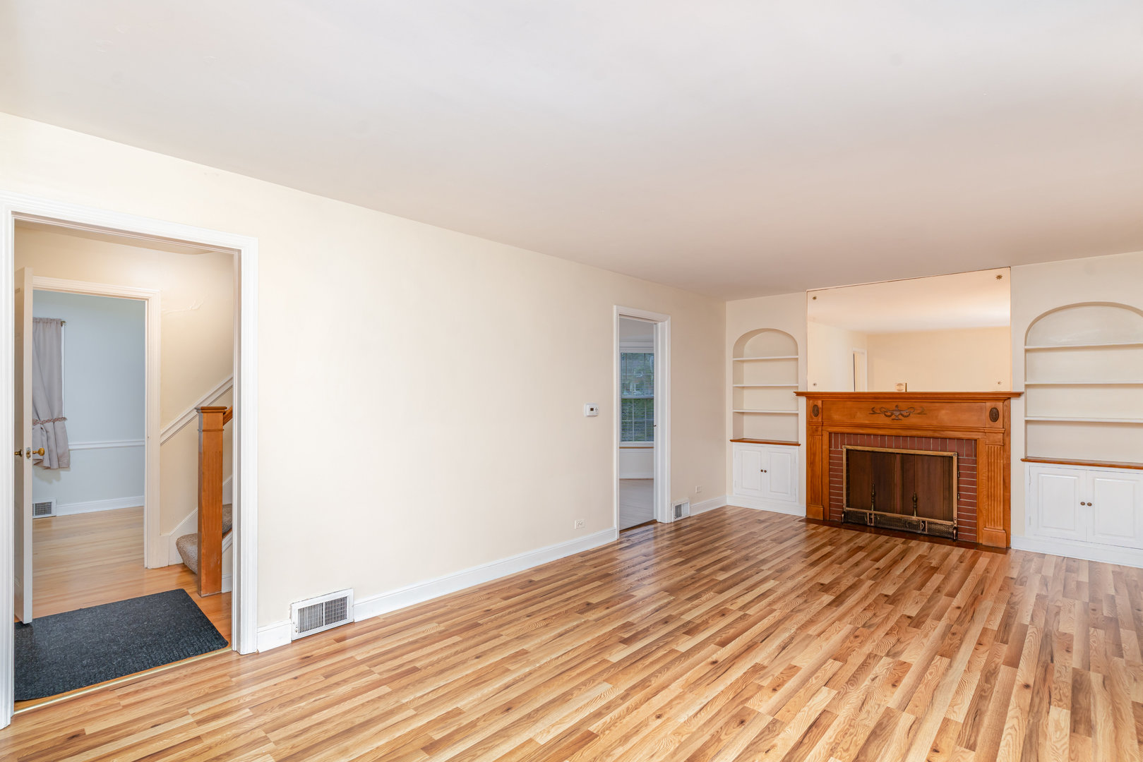 110 Homestead Drive, Wood Dale, IL 60191