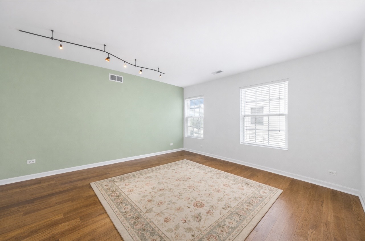 6930 Creekside Drive #6930, Plainfield, IL 60586