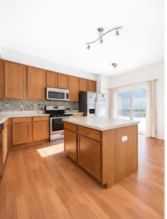 6930 Creekside Drive #6930, Plainfield, IL 60586