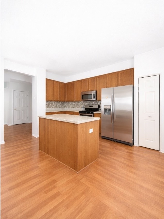 6930 Creekside Drive #6930, Plainfield, IL 60586