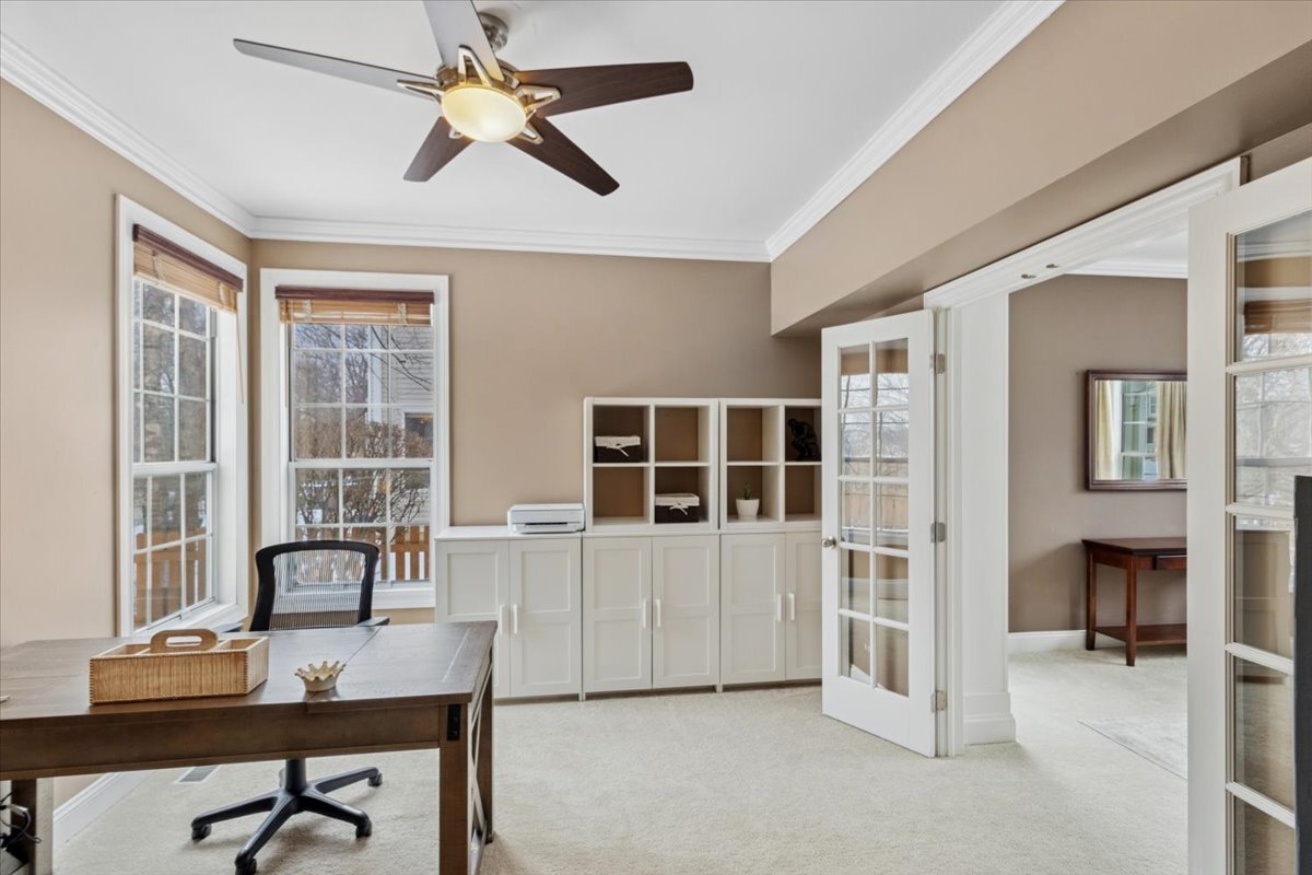 1241 Eric Lane, Lake Zurich, IL 60047