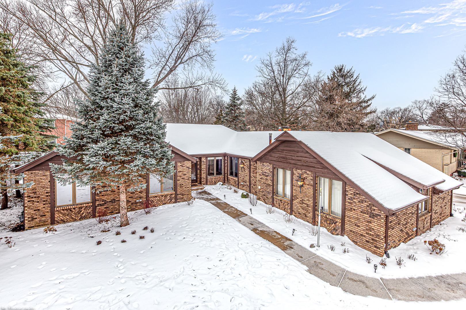 6729 W Menominee Parkway, Palos Heights, IL 60463