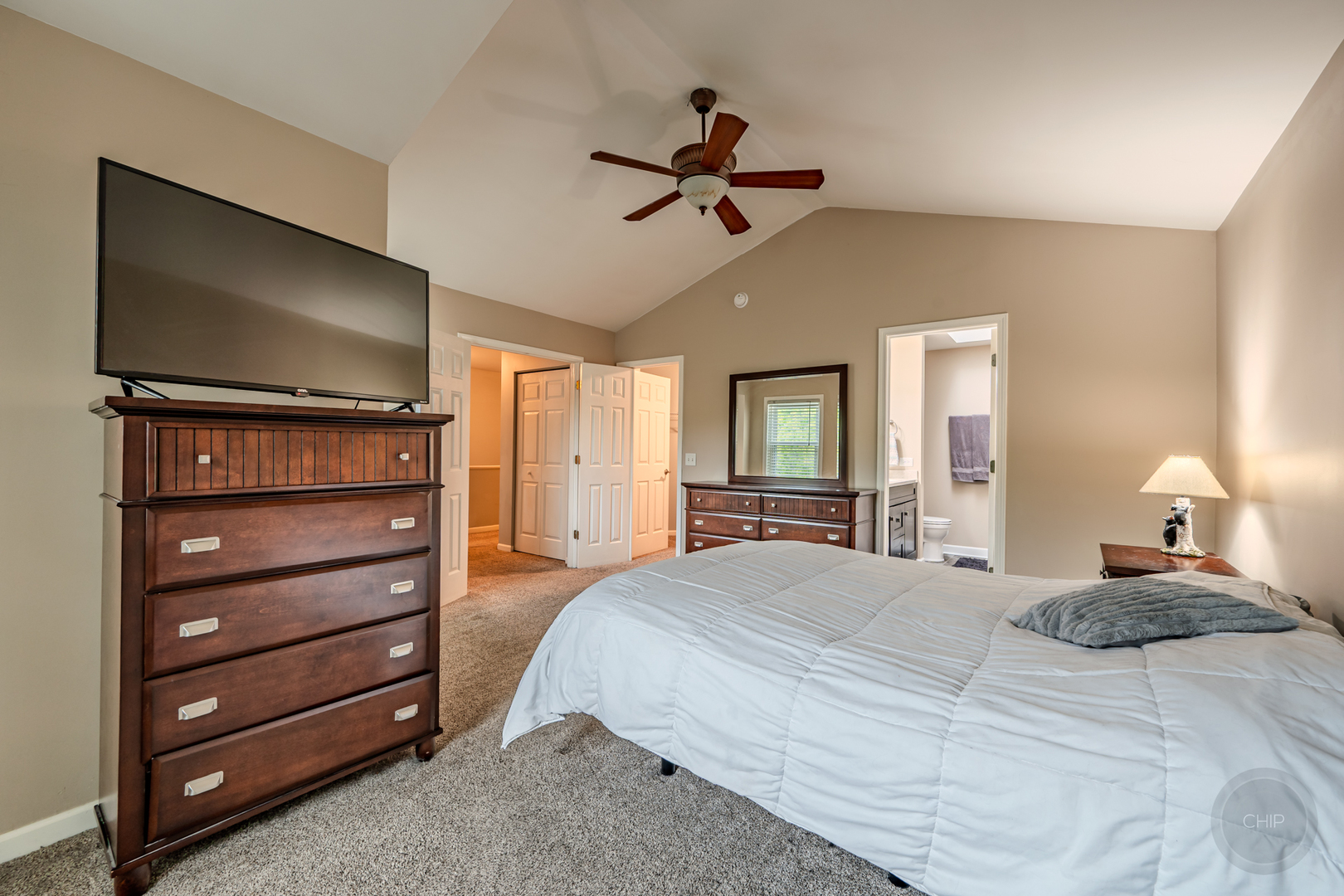 307 Inner Circle Drive, Bolingbrook, IL 60490
